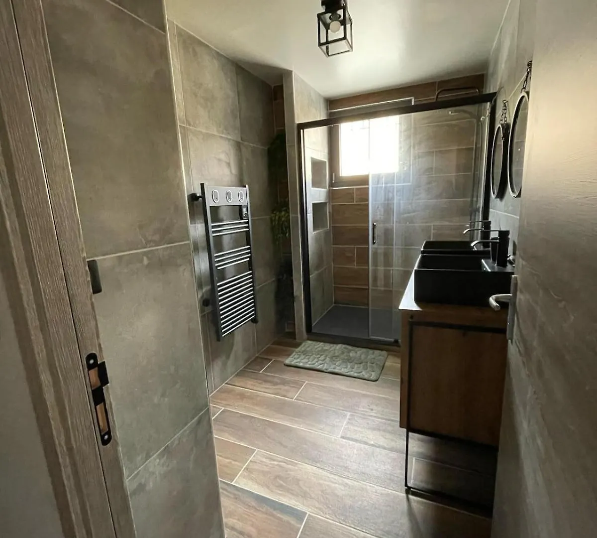 Le Panoramique Apartment Chateauroux-les-Alpes 0*,  France